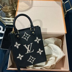 Luv petit mini cross body